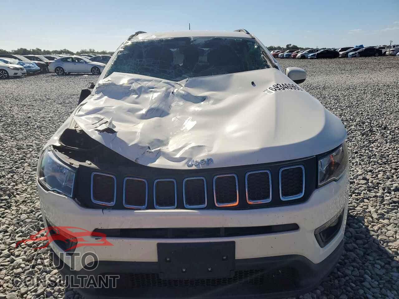 JEEP COMPASS 2017 - 3C4NJDBB1HT628012