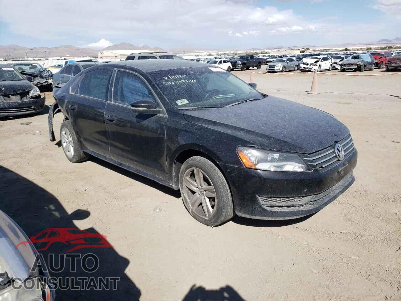VOLKSWAGEN PASSAT 2013 - 1VWAP7A35DC047267