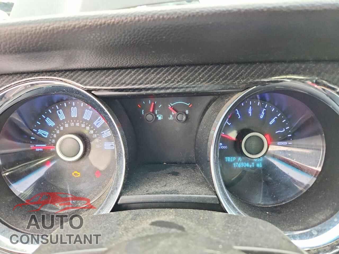 FORD MUSTANG 2014 - 1ZVBP8AM4E5258792