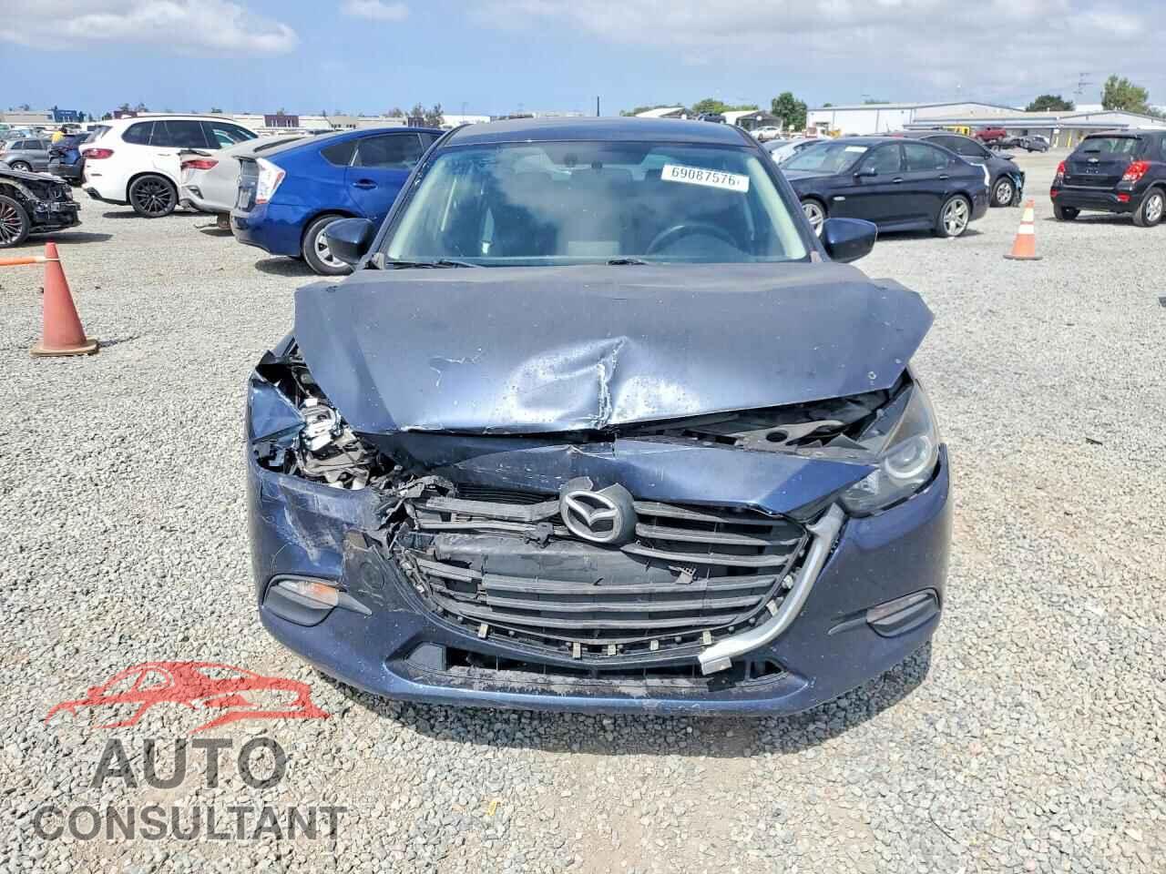 MAZDA 3 2017 - 3MZBN1K76HM110356