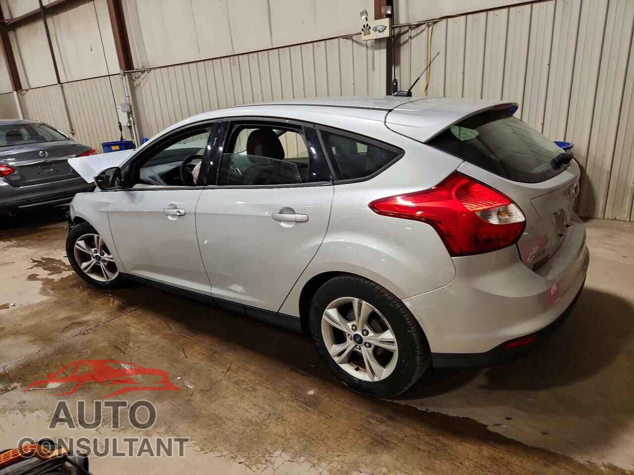 FORD FOCUS 2014 - 1FADP3K22EL437376