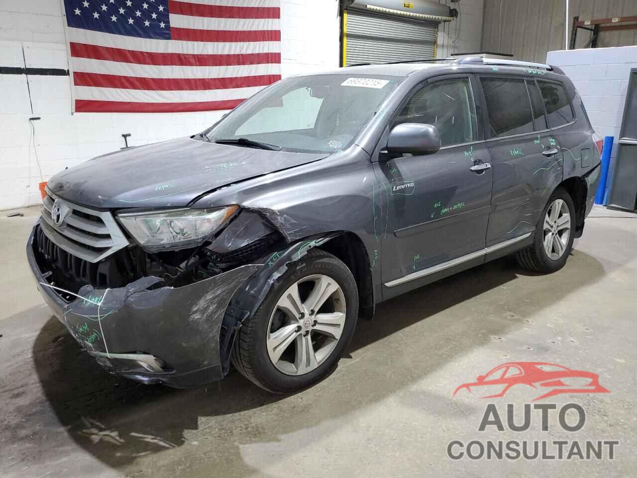 TOYOTA HIGHLANDER 2013 - 5TDDK3EH3DS217640