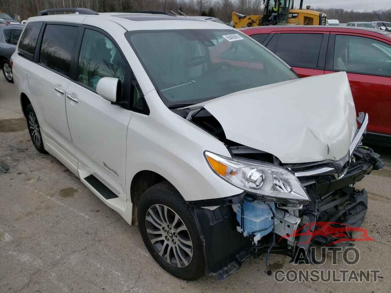 TOYOTA SIENNA 2018 - 5TDYZ3DC6JS937142