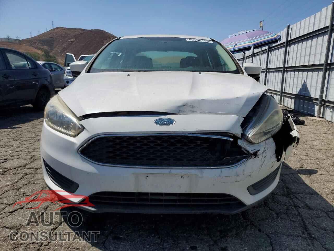 FORD FOCUS 2018 - 1FADP3F24JL293382
