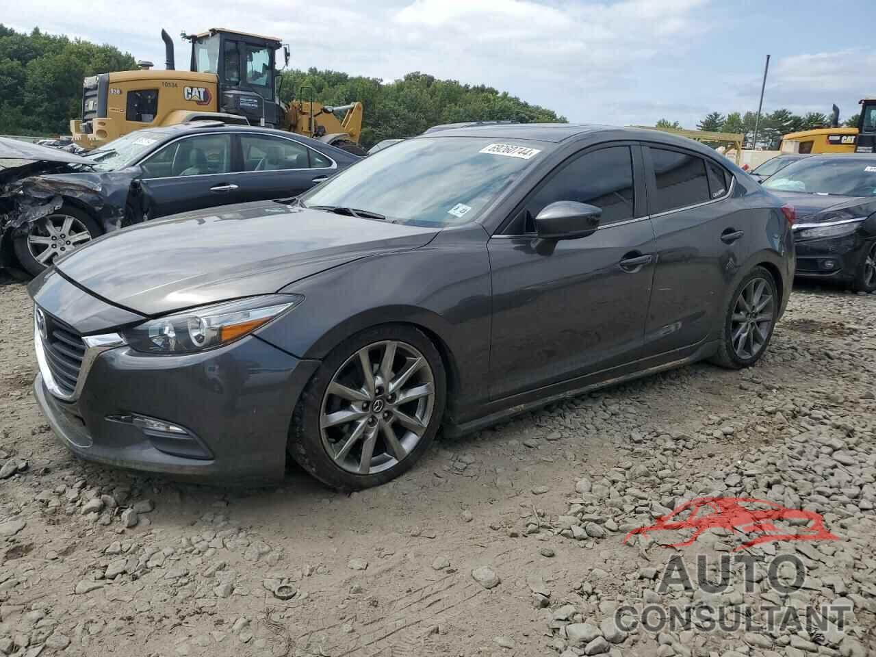 MAZDA 3 2018 - 3MZBN1V34JM163958