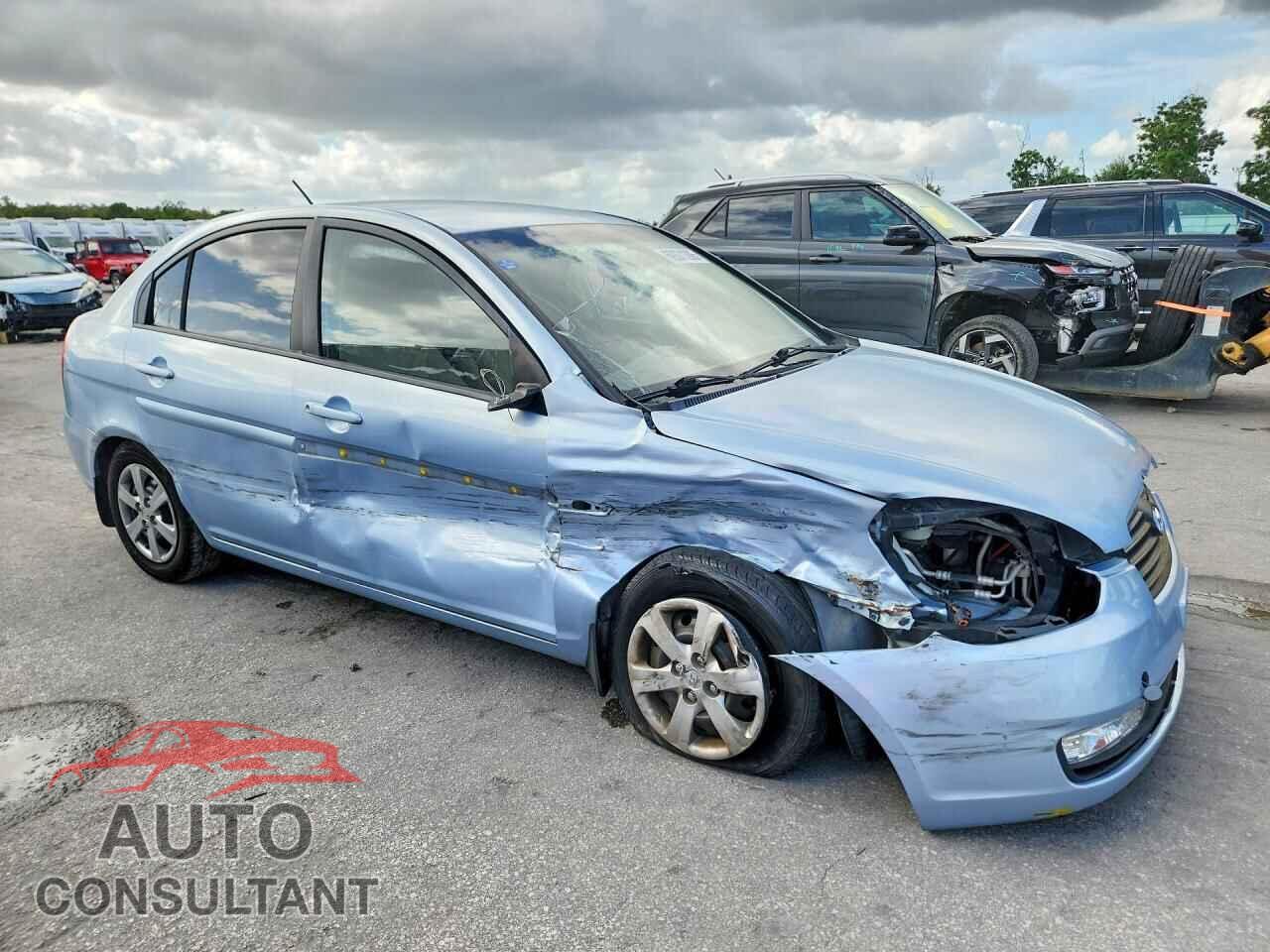 HYUNDAI ACCENT 2011 - KMHCN4AC1BU620751