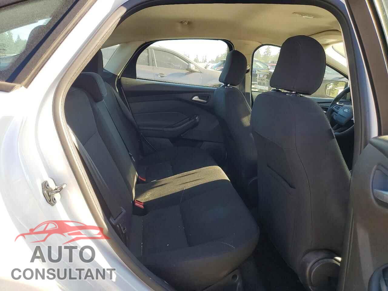 FORD FOCUS 2017 - 1FADP3F21HL278509