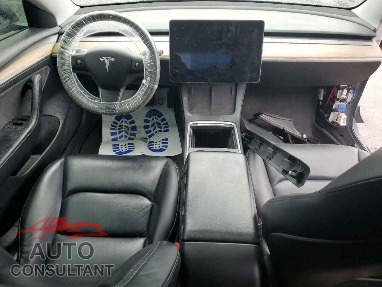 TESLA MODEL 3 2021 - 5YJ3E1EA0MF986837