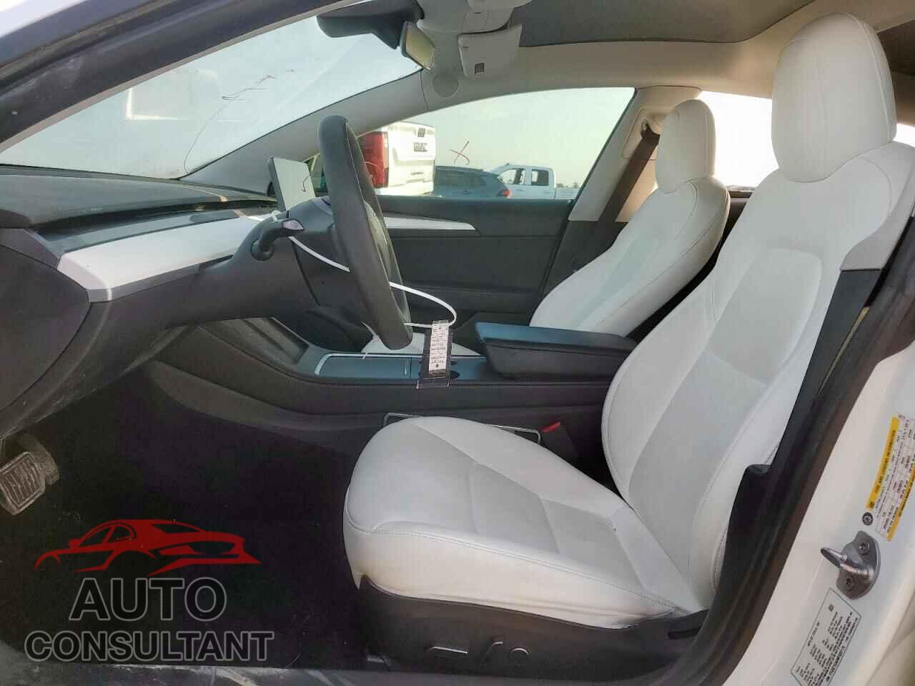 TESLA MODEL 3 2021 - 5YJ3E1EAXMF032175