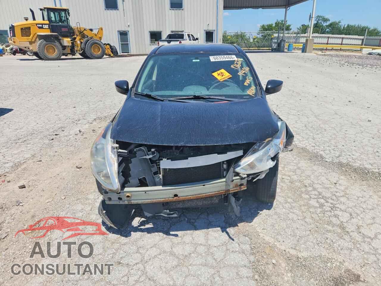 NISSAN VERSA 2017 - 3N1CN7AP1HL815392