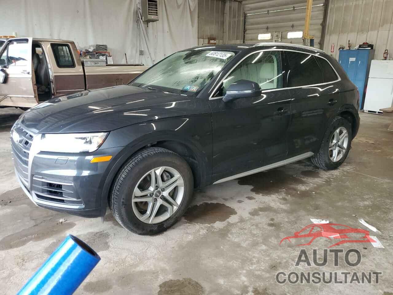 AUDI Q5 2018 - WA1BNAFY3J2241502