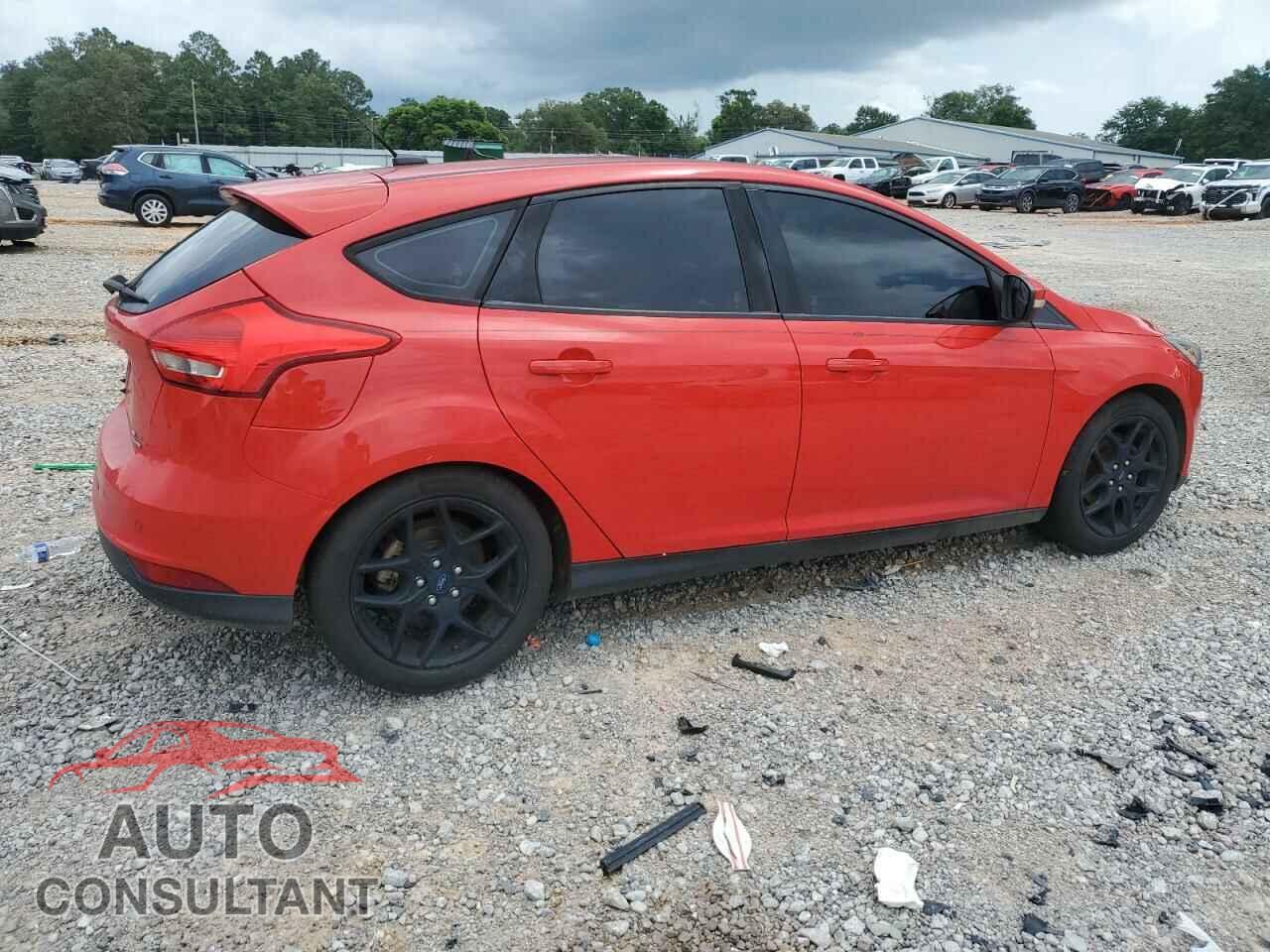 FORD FOCUS 2016 - 1FADP3K27GL302574