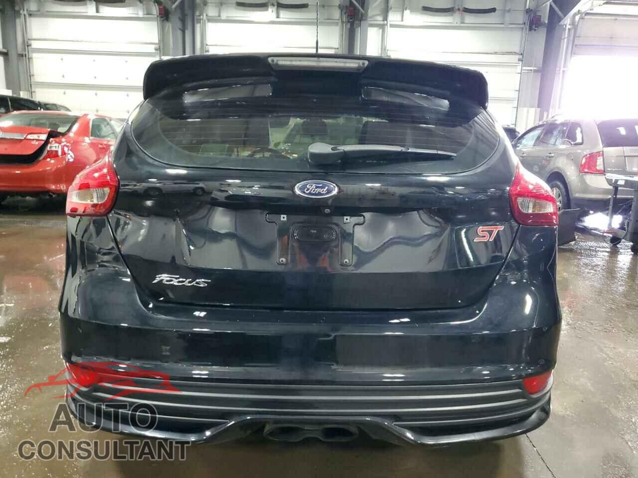 FORD FOCUS 2017 - 1FADP3L91HL262439