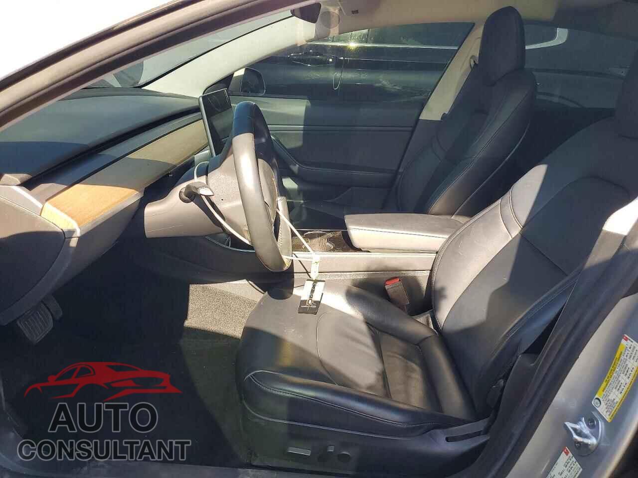 TESLA MODEL 3 2017 - 5YJ3E1EA4HF002482