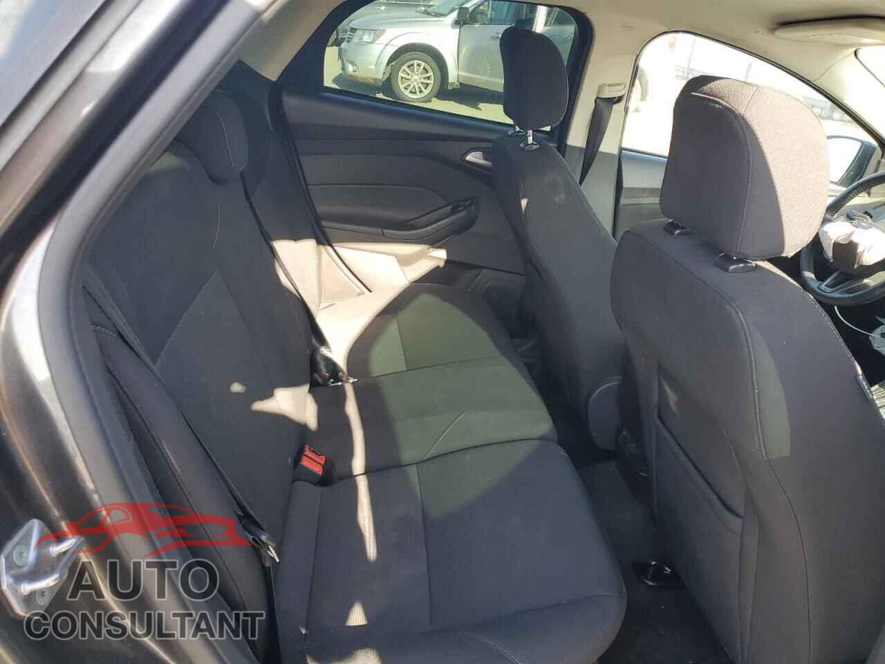 FORD FOCUS 2016 - 1FADP3K23GL363274