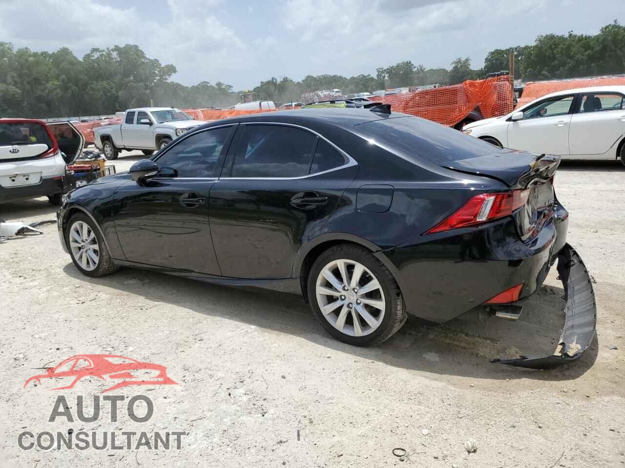 LEXUS IS 2015 - JTHBF1D21F5070352