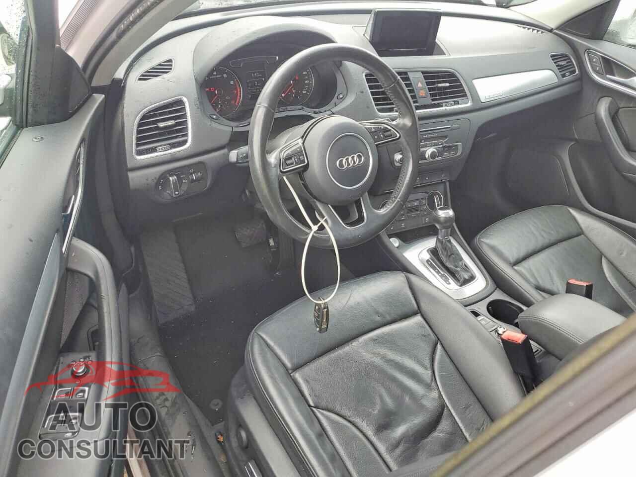 AUDI Q3 2017 - WA1JCCFS6HR010216