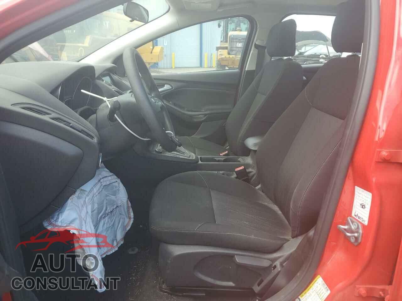FORD FOCUS 2017 - 1FADP3M2XHL249660
