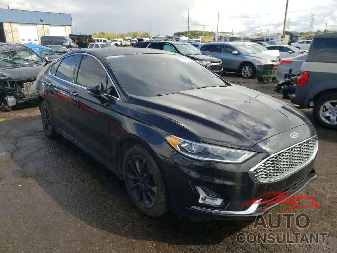 FORD FUSION 2019 - 3FA6P0SU5KR185290