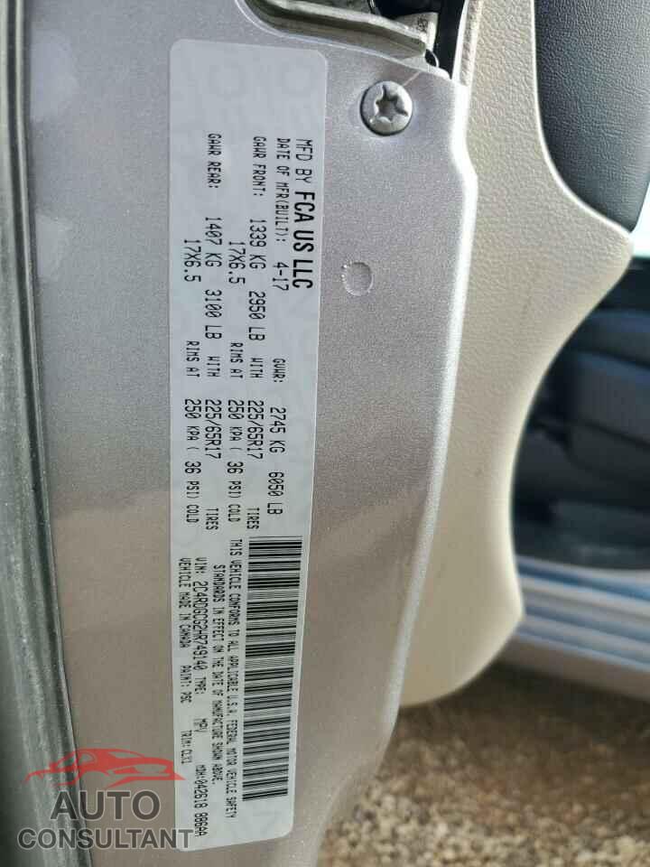 DODGE CARAVAN 2017 - 2C4RDGCG2HR749140