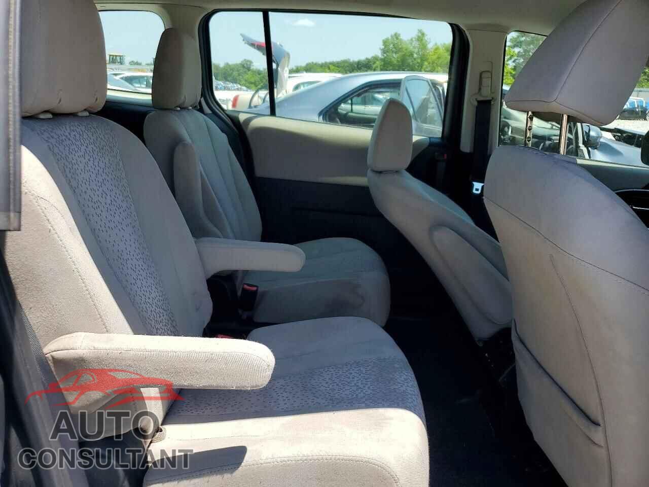 MAZDA 5 2012 - JM1CW2BL9C0135948