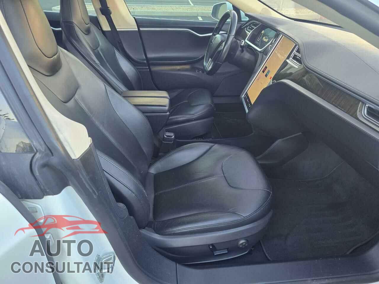 TESLA MODEL S 2012 - 5YJSA1CN1CFP02658