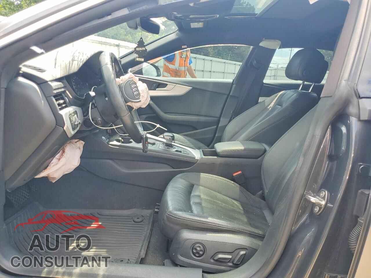 AUDI A5 2018 - WAUANCF53JA007768