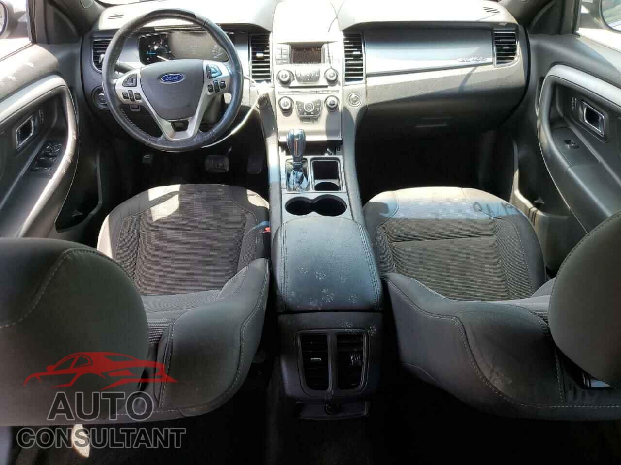 FORD TAURUS 2018 - 1FAHP2E85JG124787