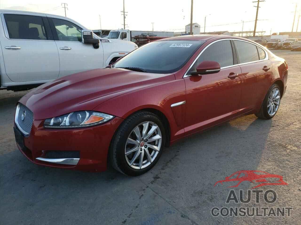 JAGUAR XF 2015 - SAJWA0FSXFPU78654