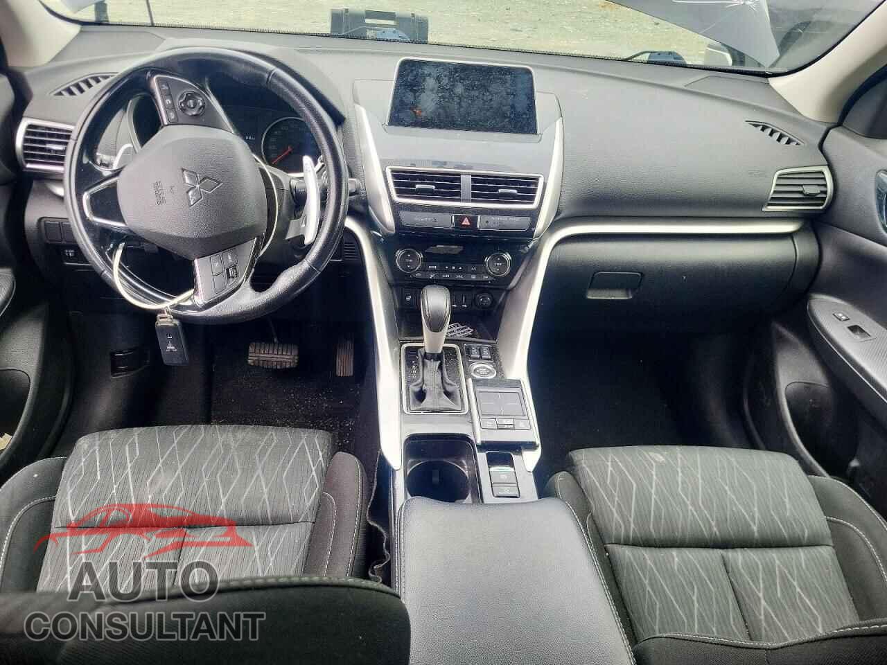 MITSUBISHI ECLIPSE 2019 - JA4AT4AA8KZ608853