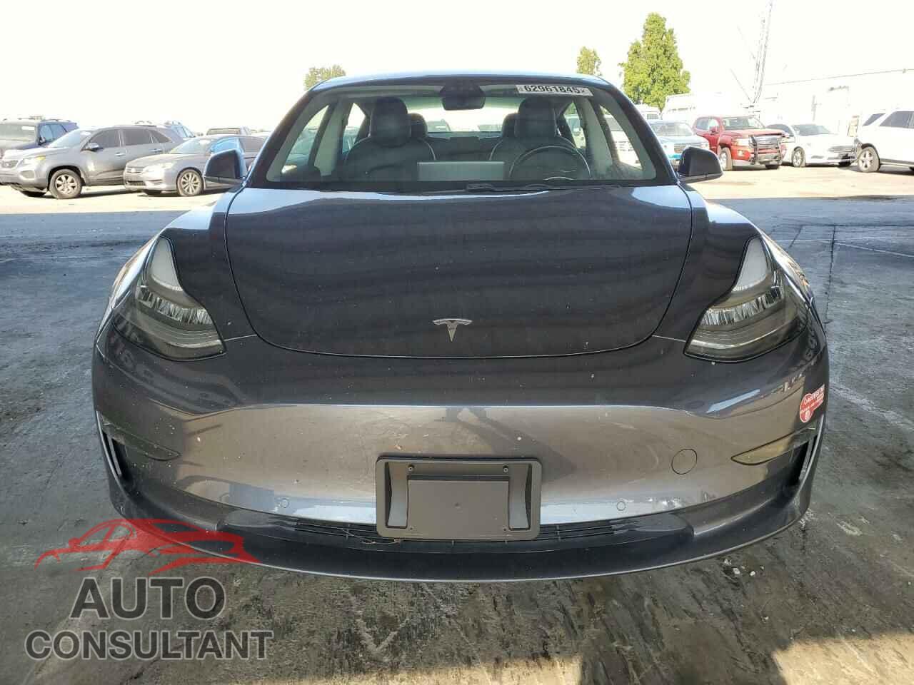 TESLA MODEL 3 2018 - 5YJ3E1EA3JF003418
