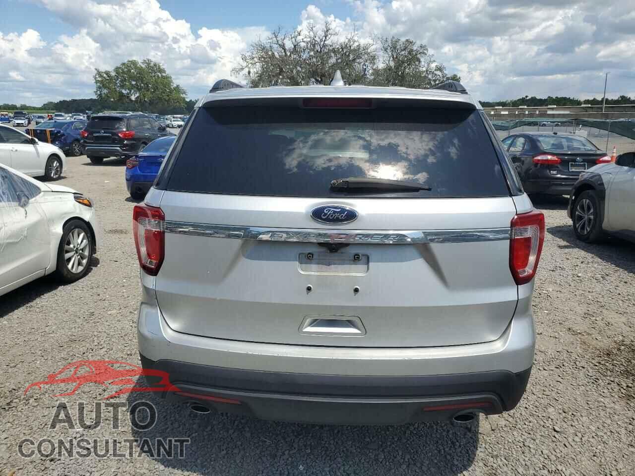 FORD EXPLORER 2017 - 1FM5K7B89HGE19622