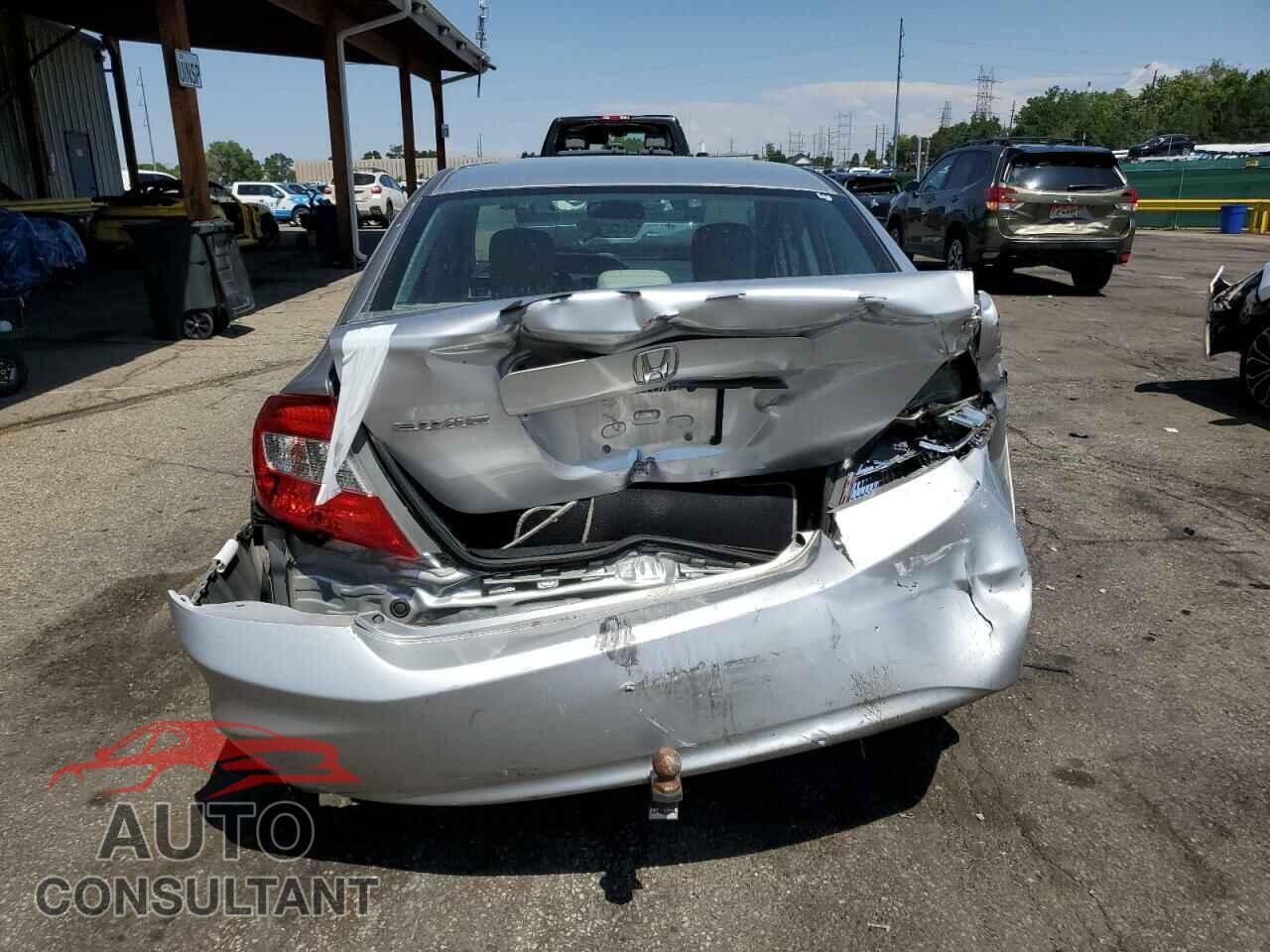 HONDA CIVIC 2012 - 19XFB2F56CE056751