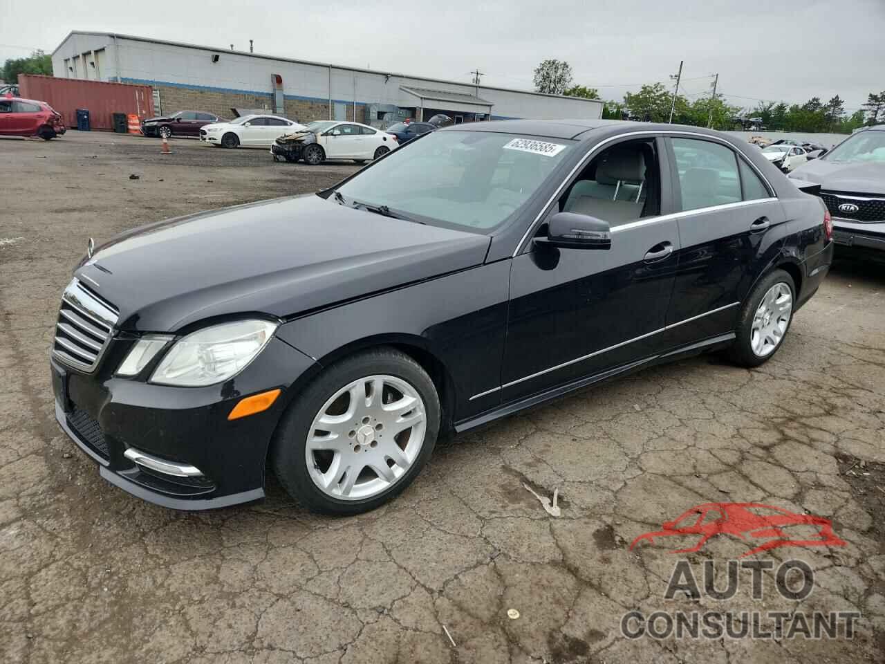 MERCEDES-BENZ E-CLASS 2011 - WDDHF8HB2BA488005