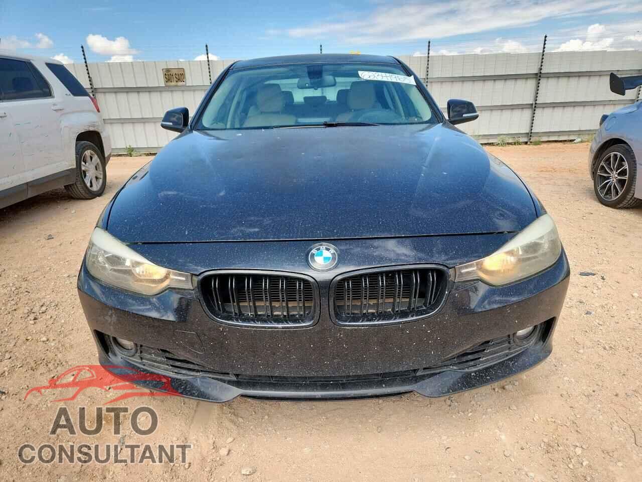 BMW 3 SERIES 2013 - WBA3A5G54DNP21016