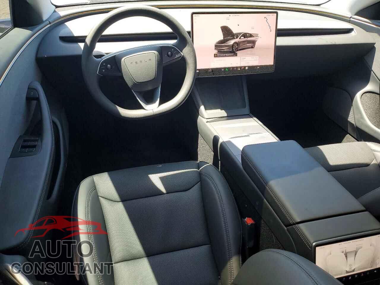 TESLA MODEL 3 2026 - 5YJ3E1EA3TF208885