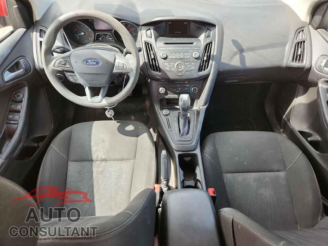 FORD FOCUS 2015 - 1FADP3K25FL296577