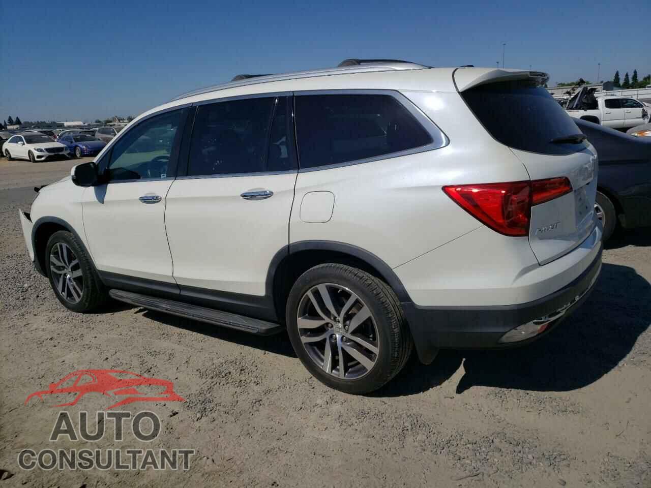 HONDA PILOT 2017 - 5FNYF6H94HB004539