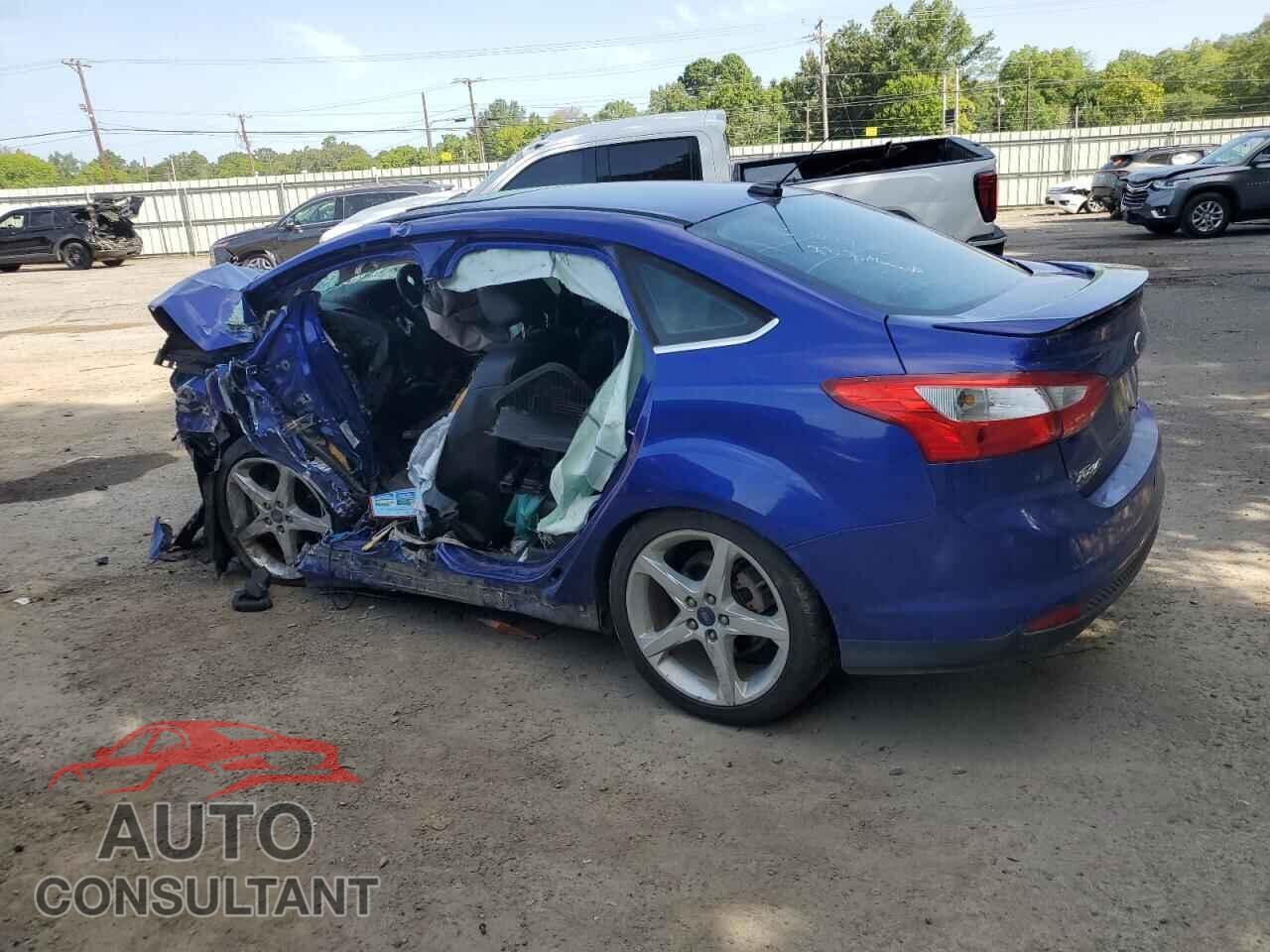 FORD FOCUS 2014 - 1FADP3J28EL143563
