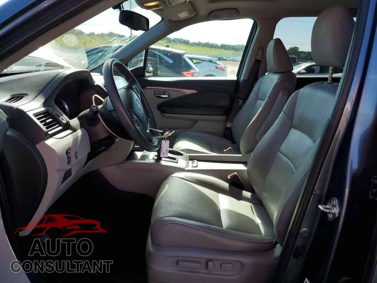 HONDA PILOT 2017 - 5FNYF6H55HB048594