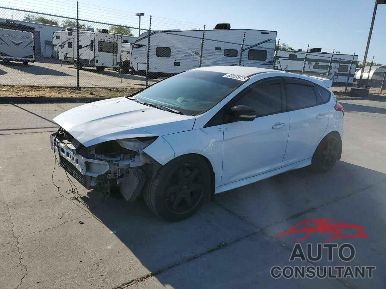FORD FOCUS 2016 - 1FADP3L90GL221640