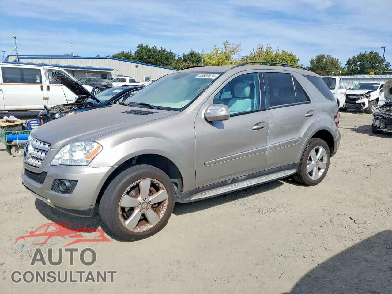 MERCEDES-BENZ M-CLASS 2009 - 4JGBB86E99A498948