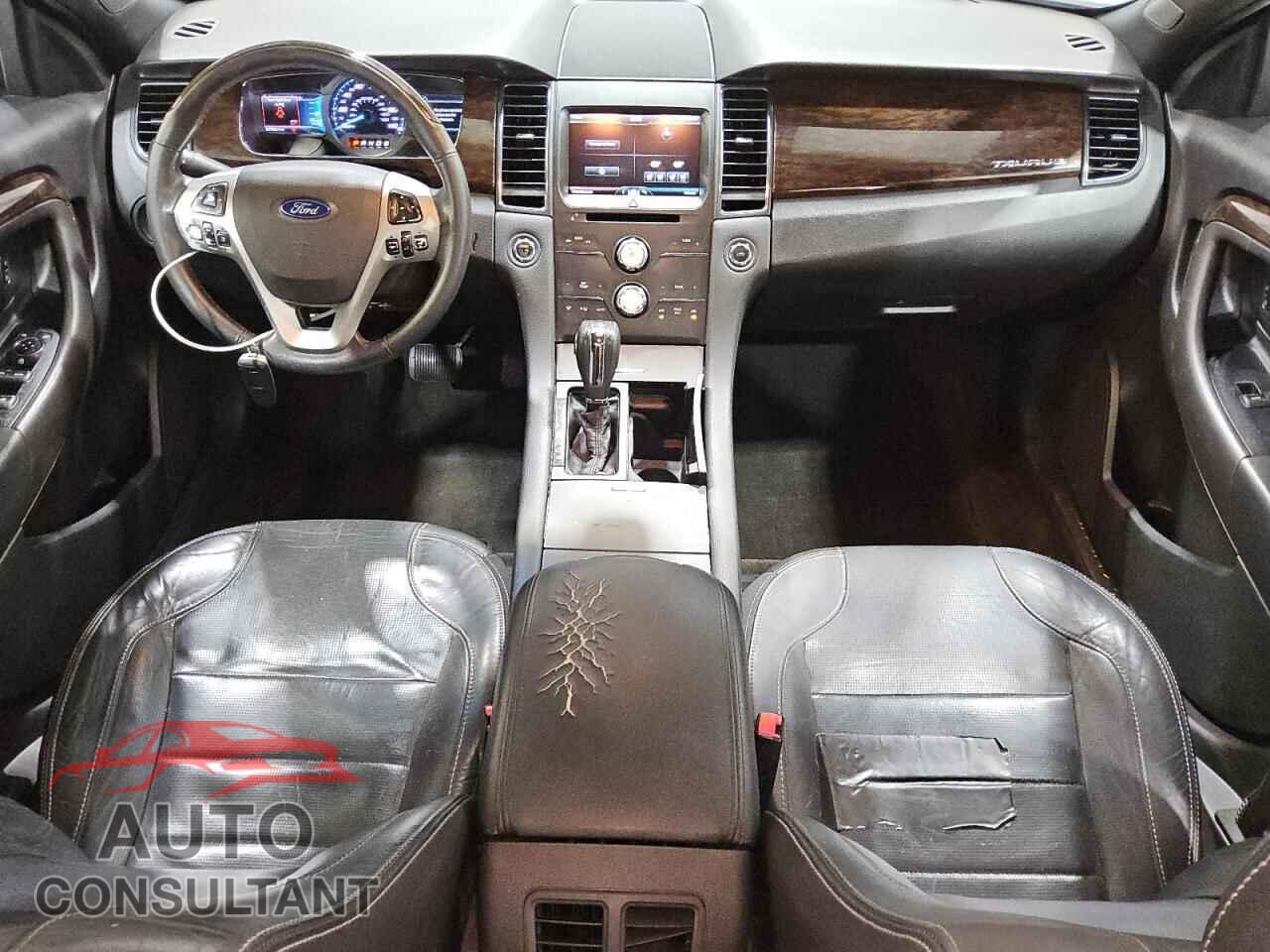 FORD TAURUS 2015 - 1FAHP2F81FG170672