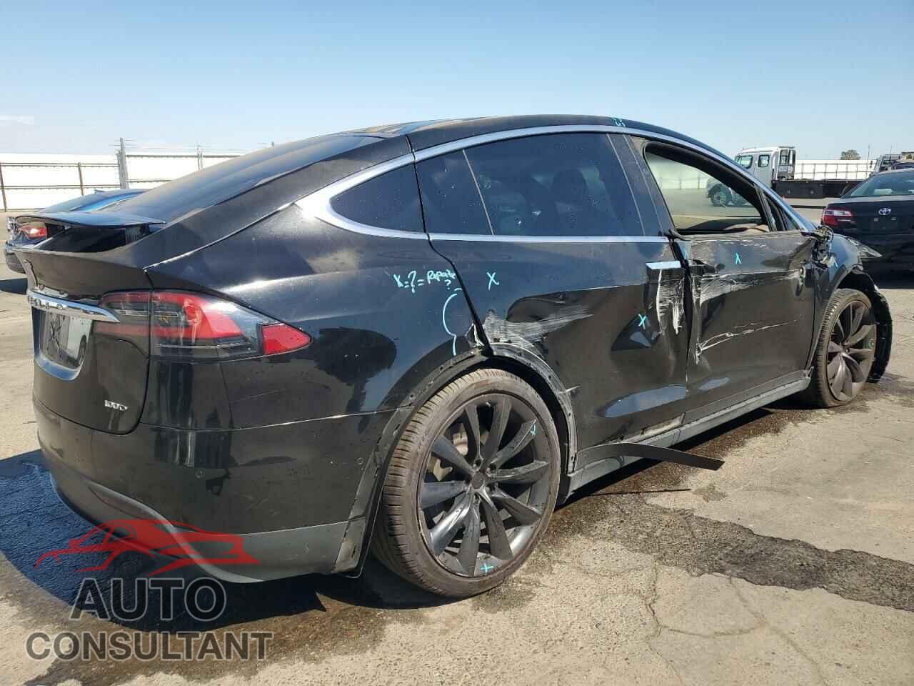 TESLA MODEL X 2017 - 5YJXCBE21HF068347