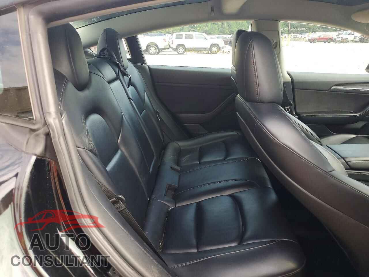 TESLA MODEL 3 2022 - 5YJ3E1EA9NF370250