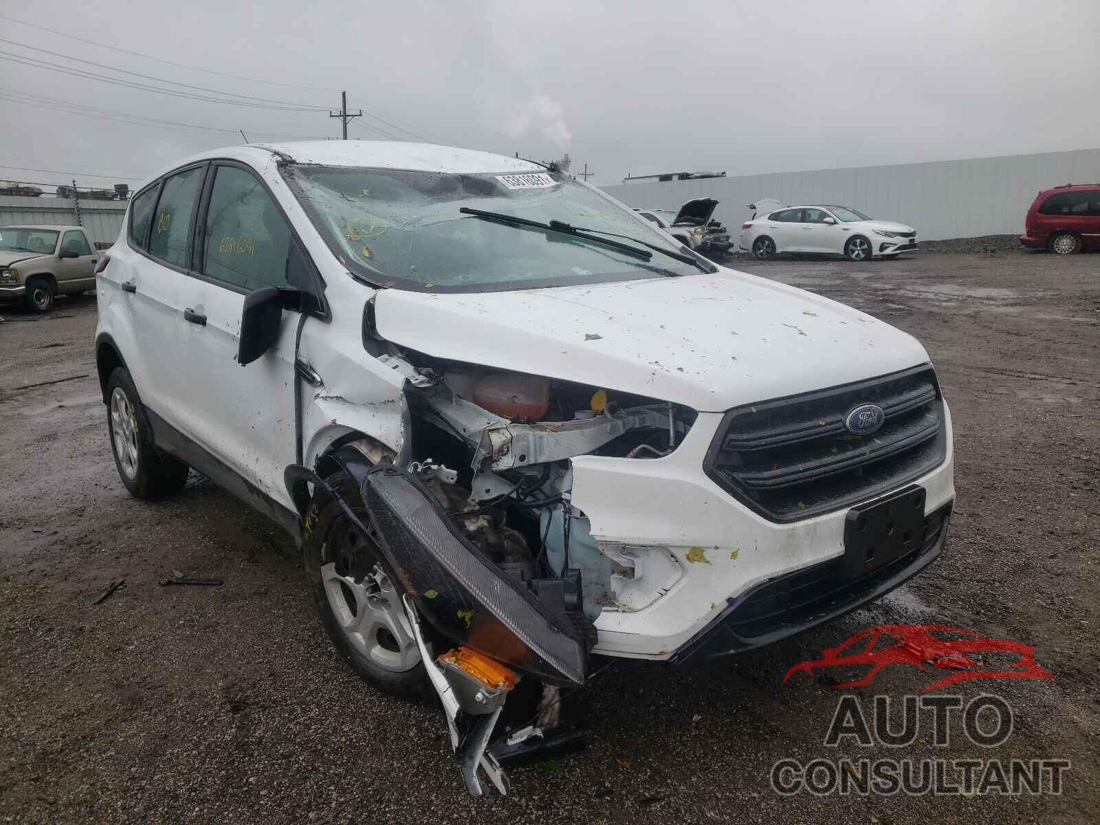FORD ESCAPE 2018 - 1FMCU0F72JUD38608
