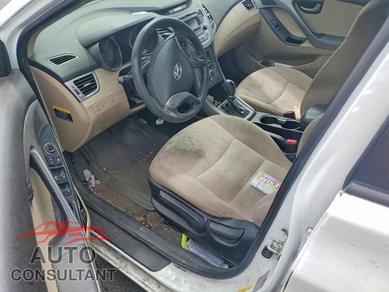HYUNDAI ELANTRA 2015 - 5NPDH4AE3FH564314