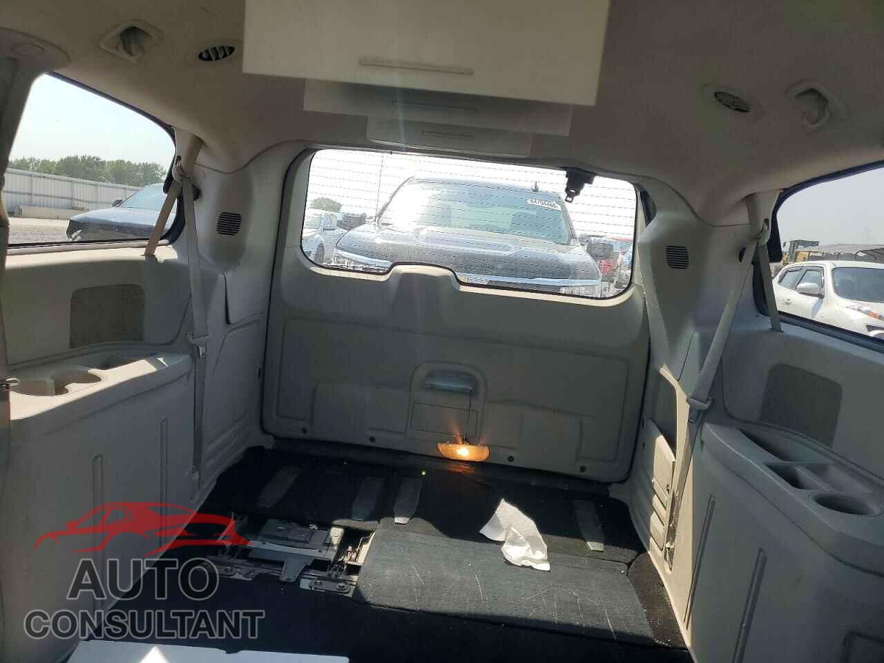 DODGE CARAVAN 2011 - 2D4RN5DG7BR672663
