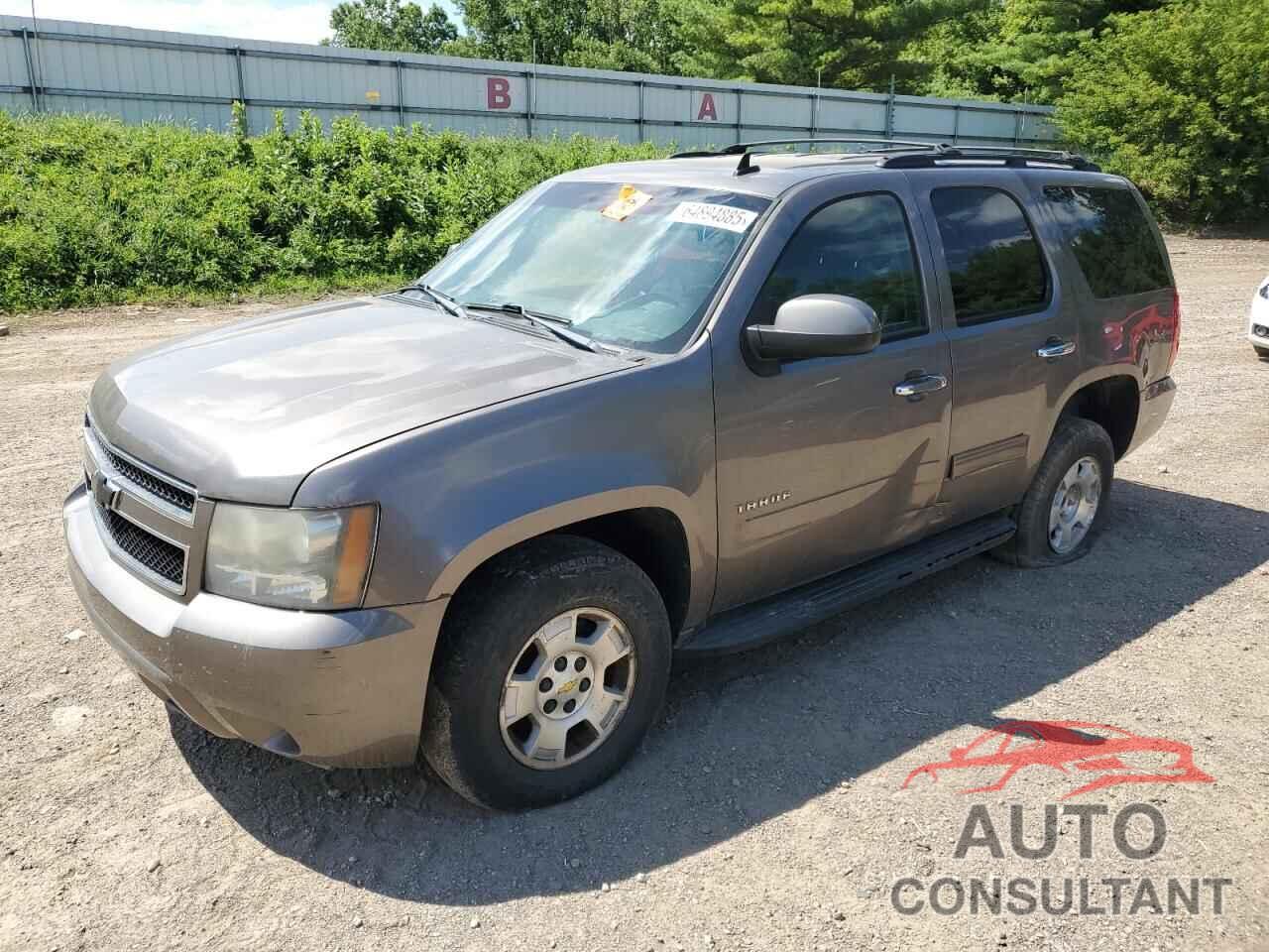 CHEVROLET TAHOE 2011 - 1GNSKAE08BR249234