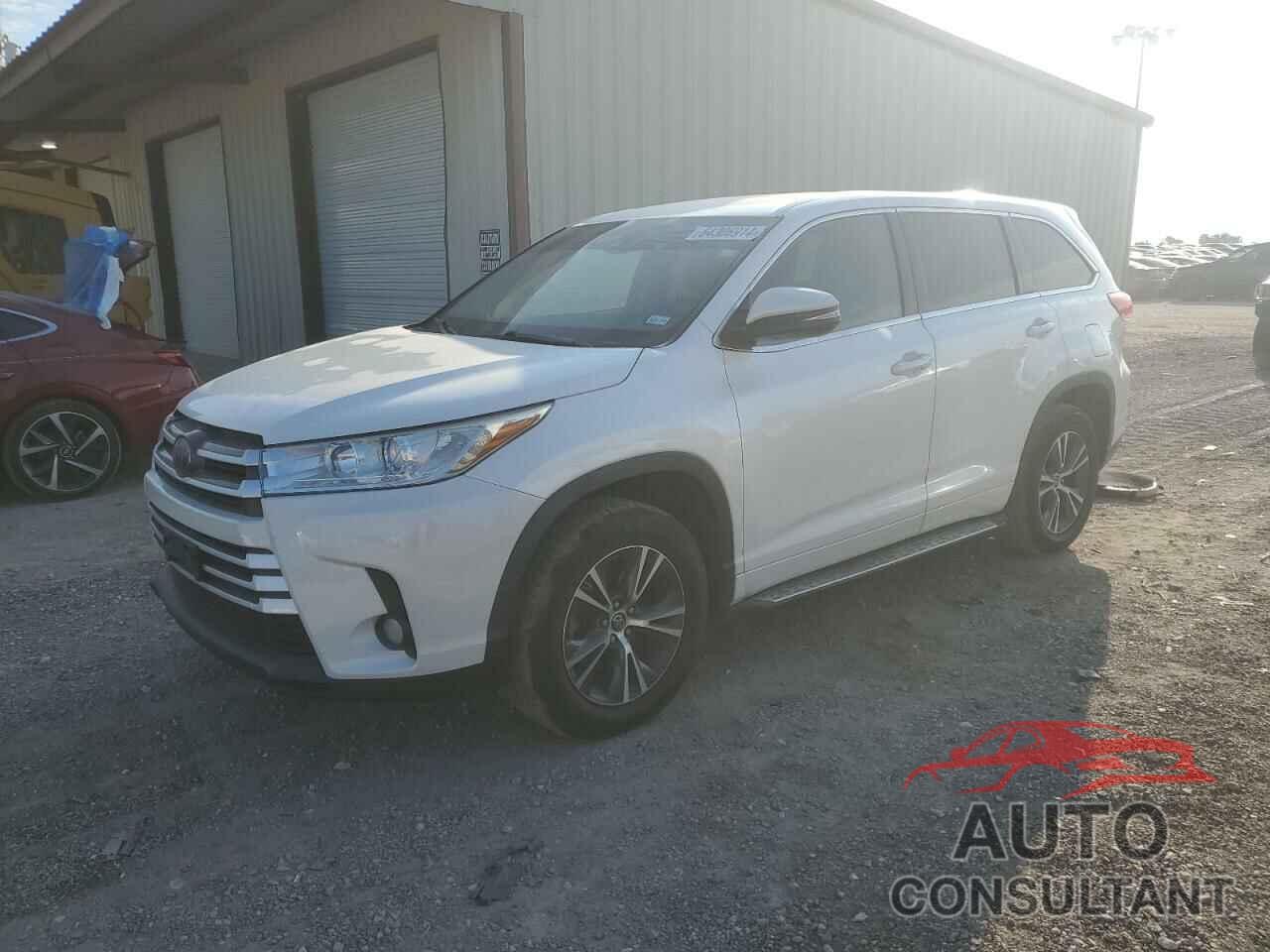 TOYOTA HIGHLANDER 2018 - 5TDZZRFH8JS237395